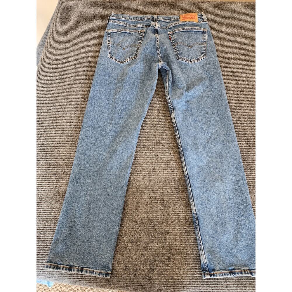 Levis 505  Mens 36x32 Blue Medium Wash Denim Jeans Regular Fit - Picture 4 of 10